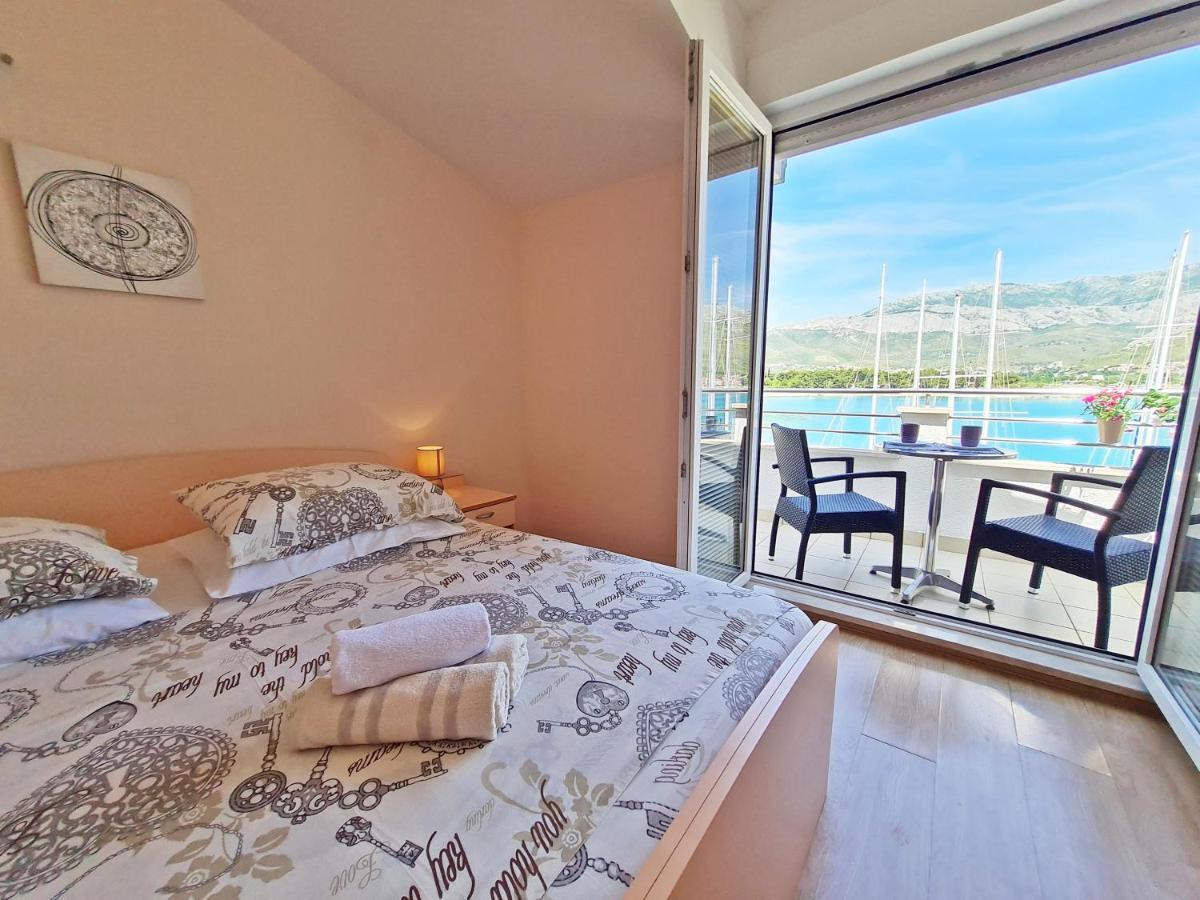 Rooms And Apartments Porat Стобреч Екстер'єр фото