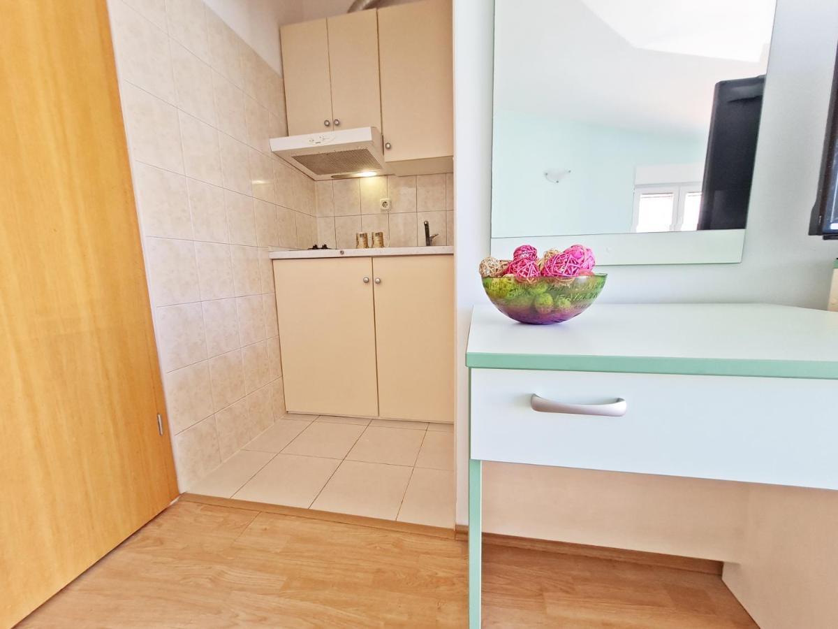 Rooms And Apartments Porat Стобреч Екстер'єр фото
