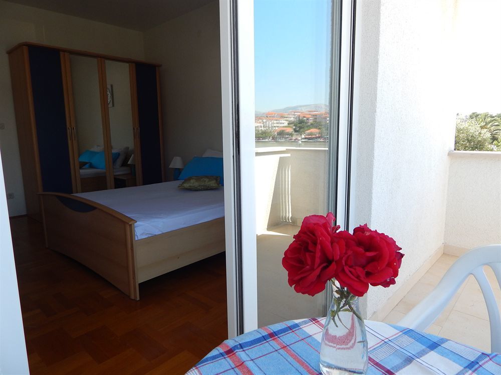Rooms And Apartments Porat Стобреч Екстер'єр фото